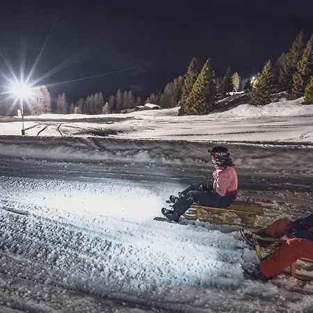 美隆达沃斯瑞士山庄度假酒店 酒店
