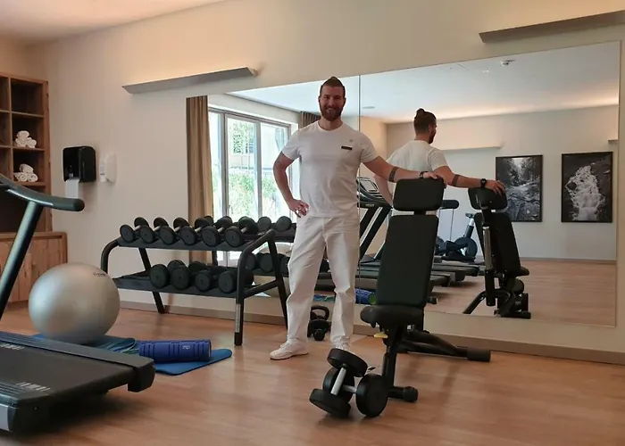 美隆达沃斯瑞士山庄度假酒店 4*